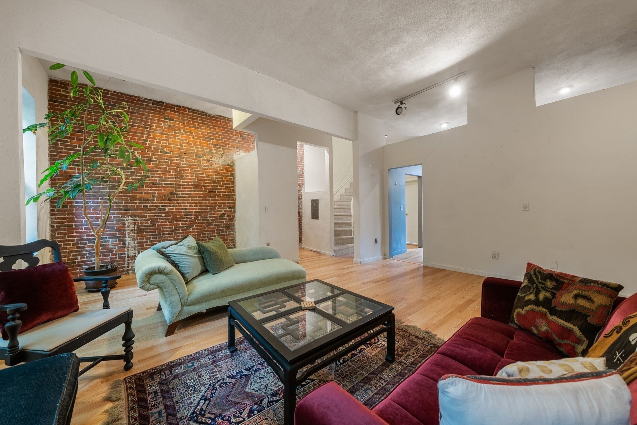 50 E Springfield St 2