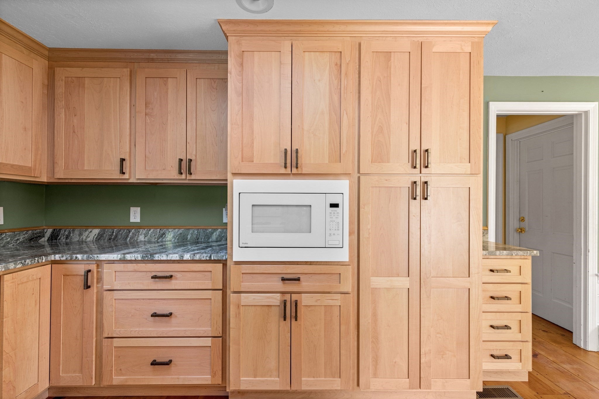 106 Pompano Rd, Yarmouth, MA, 106 Pompano Rd, Yarmouth, MA Photo #15
