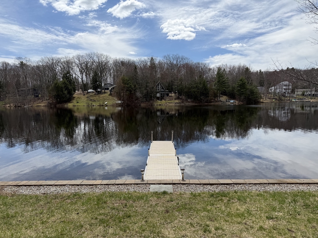 91 Bradford Lane
