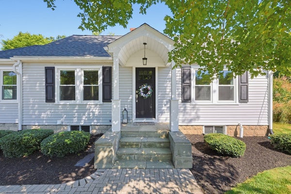 191 WHITINS RD, SUTTON, MA 01590 - Image 75cf8be99e56bf863932cacc8a2da15d/1037070144