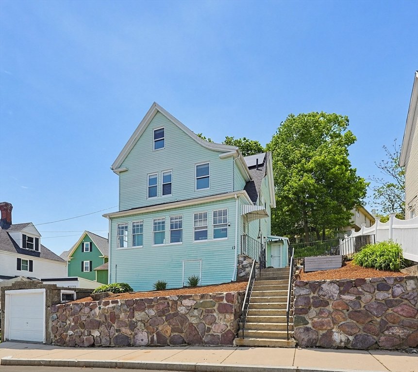 12 Mount Washington Ave