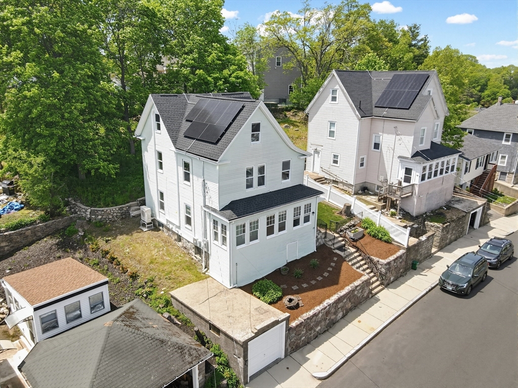 12 Mount Washington Ave