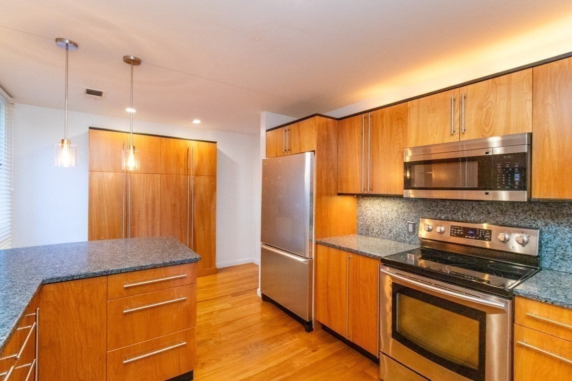 241 Perkins ST #B802, Boston, MA Photo #17