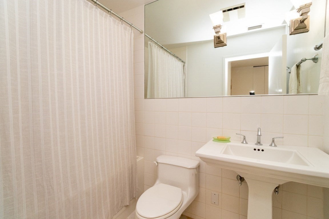 241 Perkins ST #B802, Boston, MA Photo #32