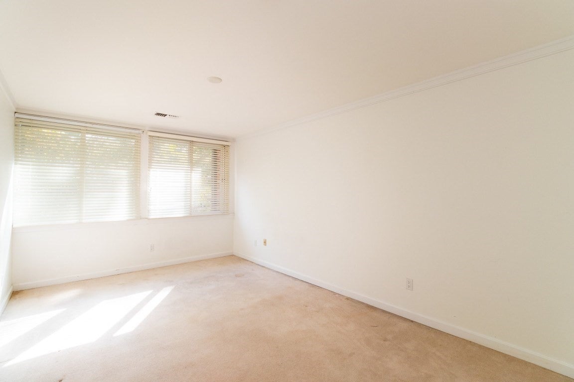 241 Perkins ST #B802, Boston, MA Photo #28
