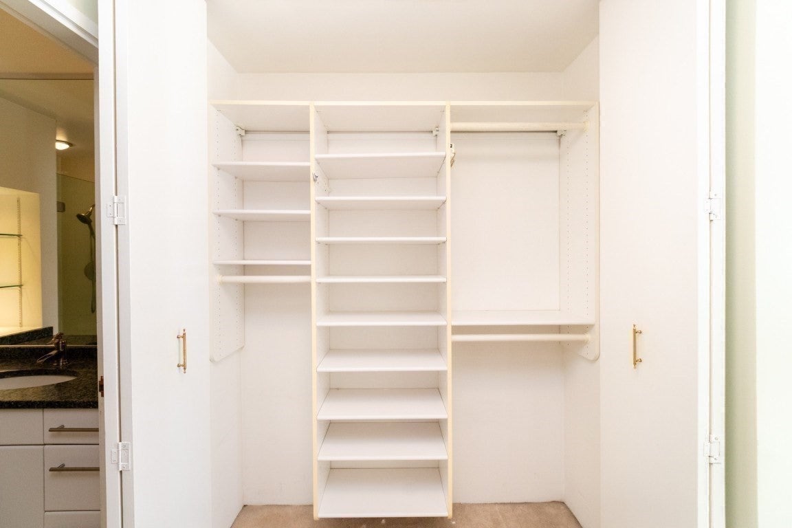 241 Perkins ST #B802, Boston, MA Photo #26