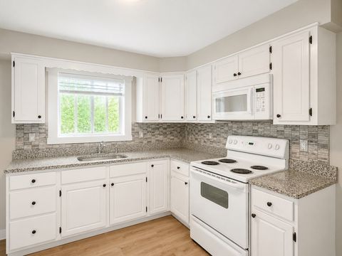 Photo of 75 Haviland Ave #2, Lynn, MA 01902 (MLS # 73526906)