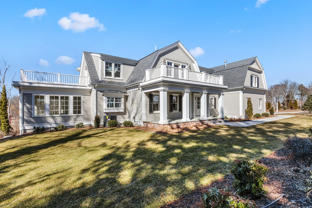 44 Tonset Rd