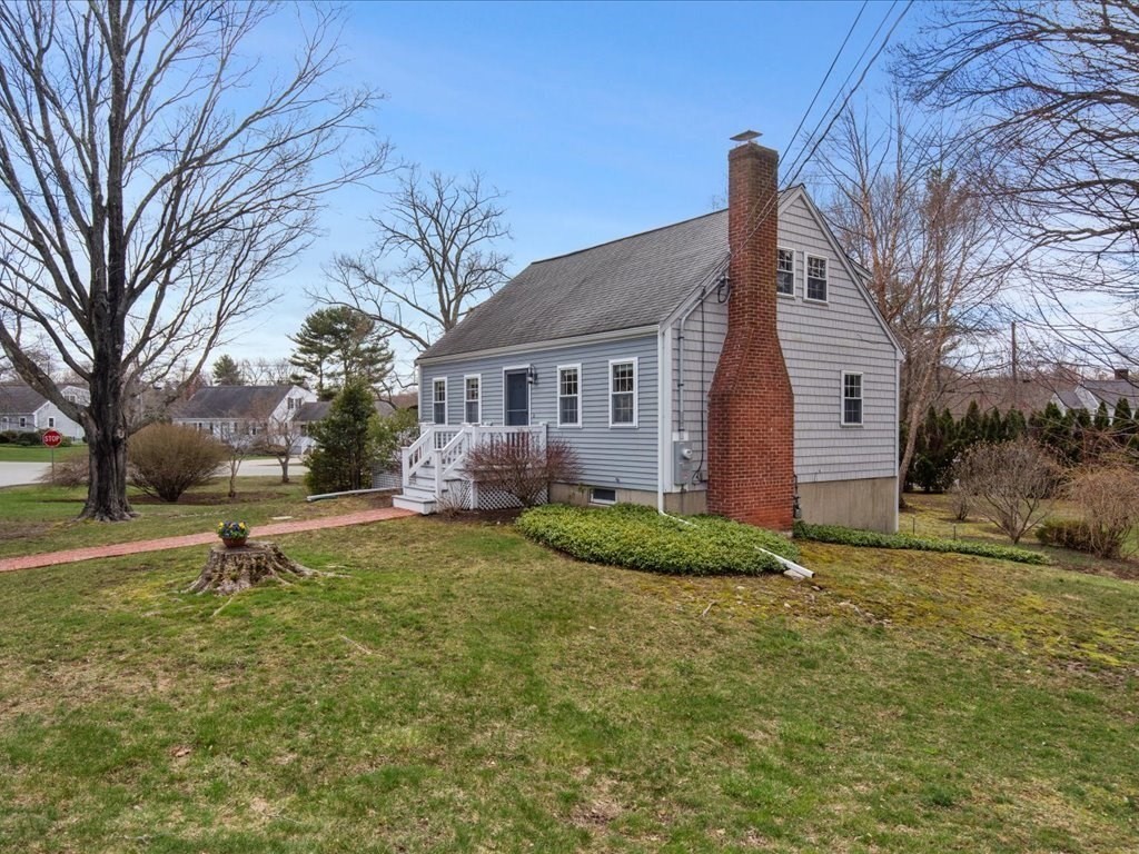 18 Hillside Rd