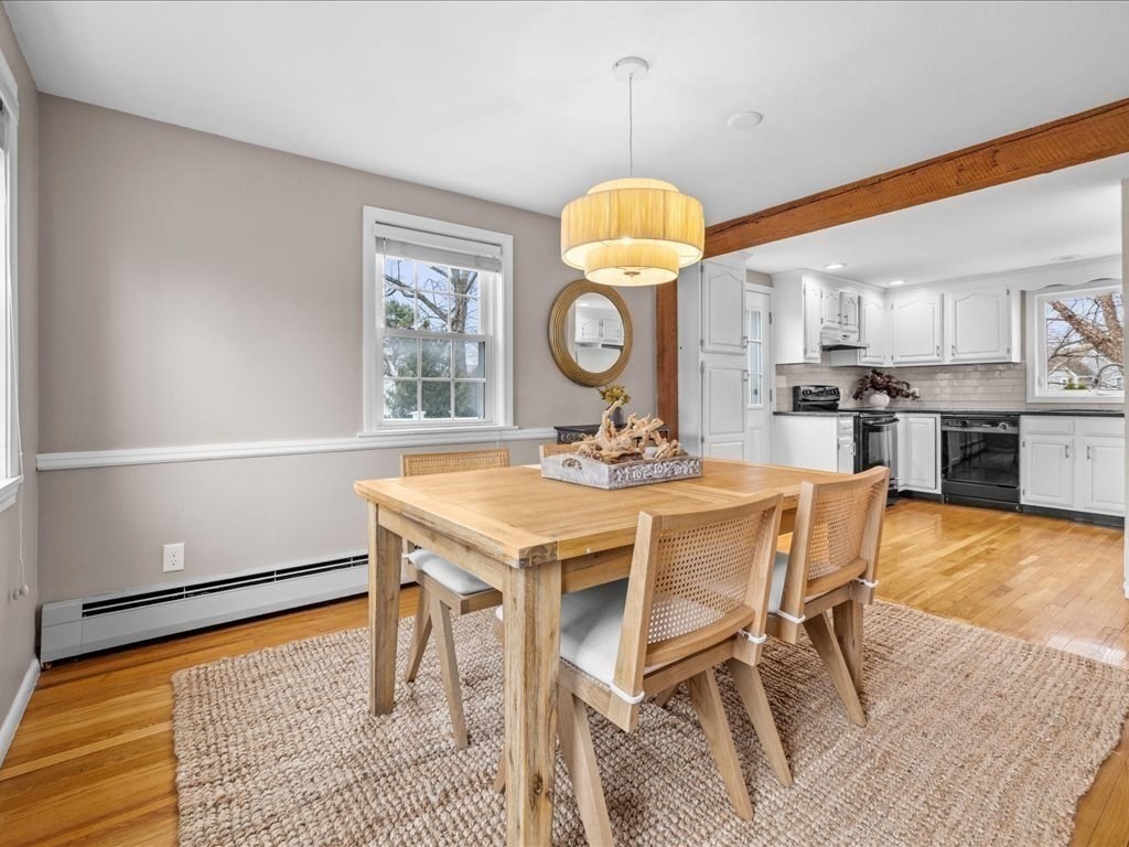 18 Hillside Rd