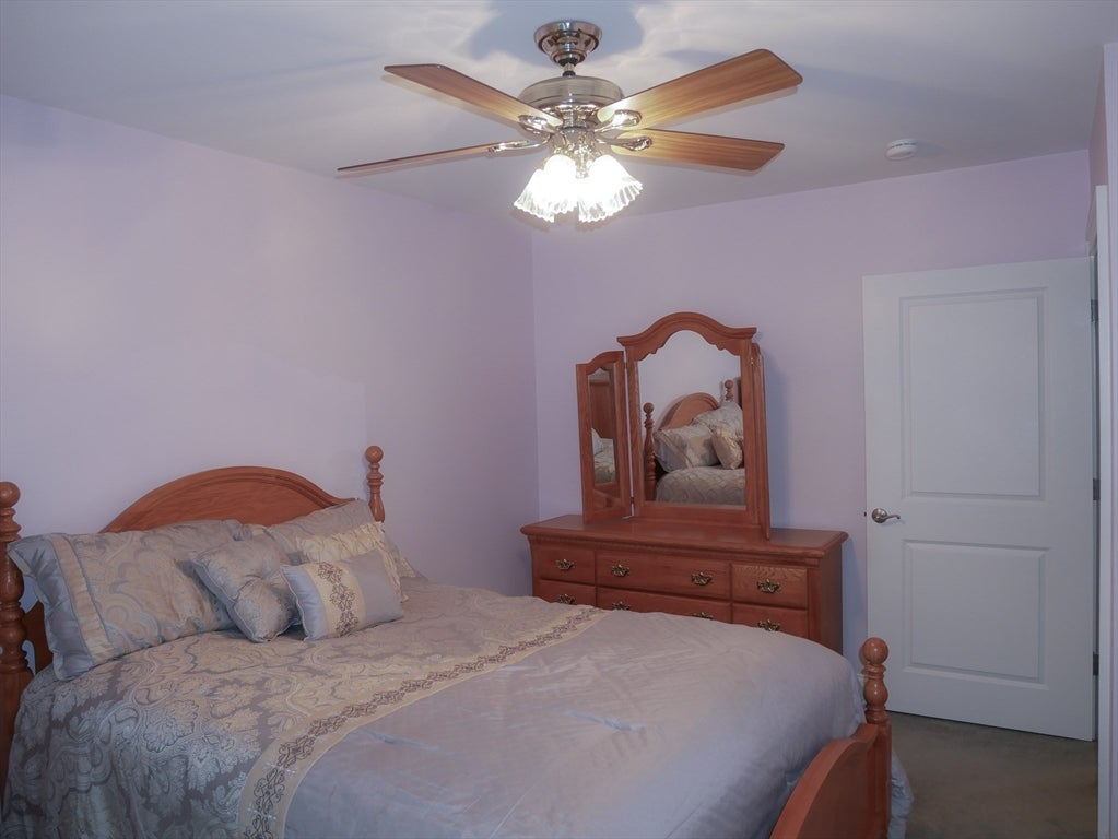 1056 Victoria St #A-13, New Bedford, MA Photo #17