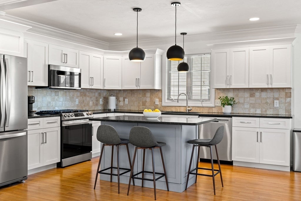 27 Hillock St, Boston, MA Photo #7