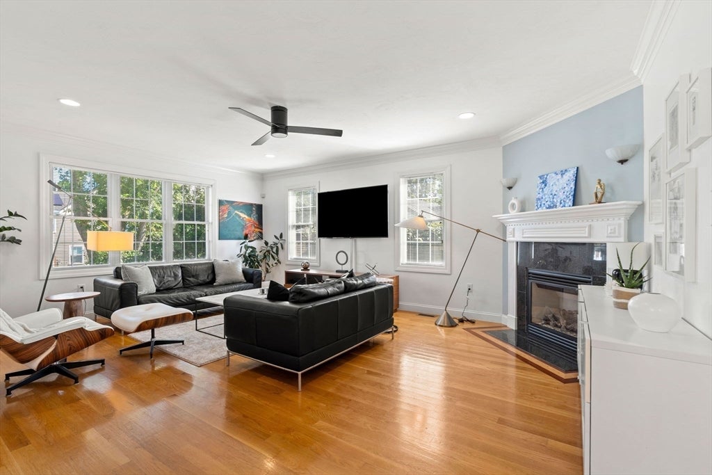 27 Hillock St, Boston, MA Photo #17