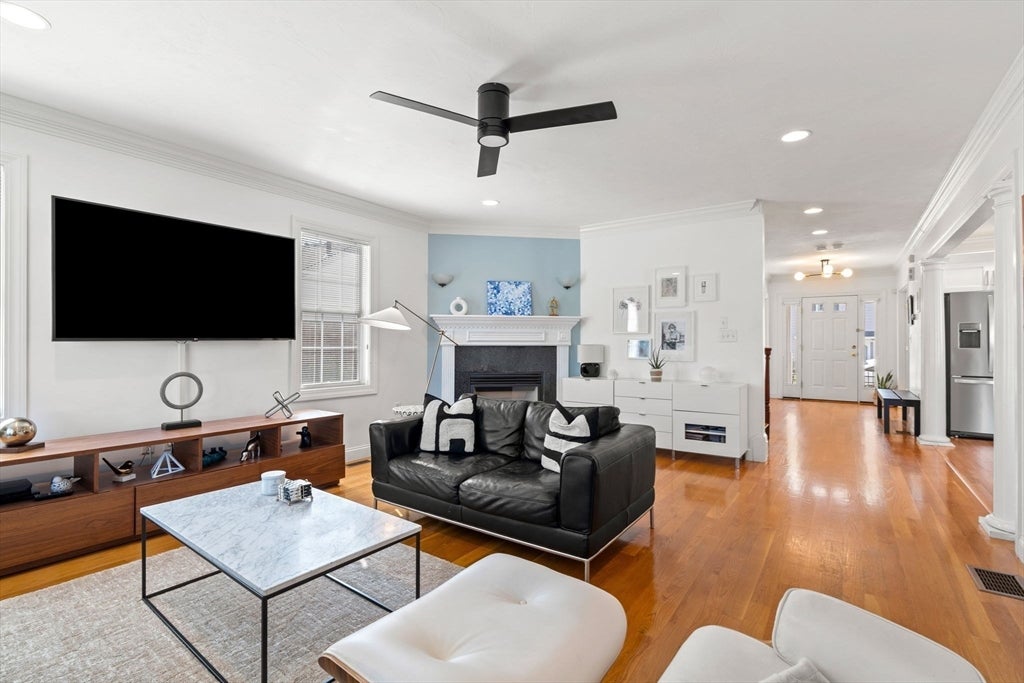 27 Hillock St, Boston, MA Photo #19