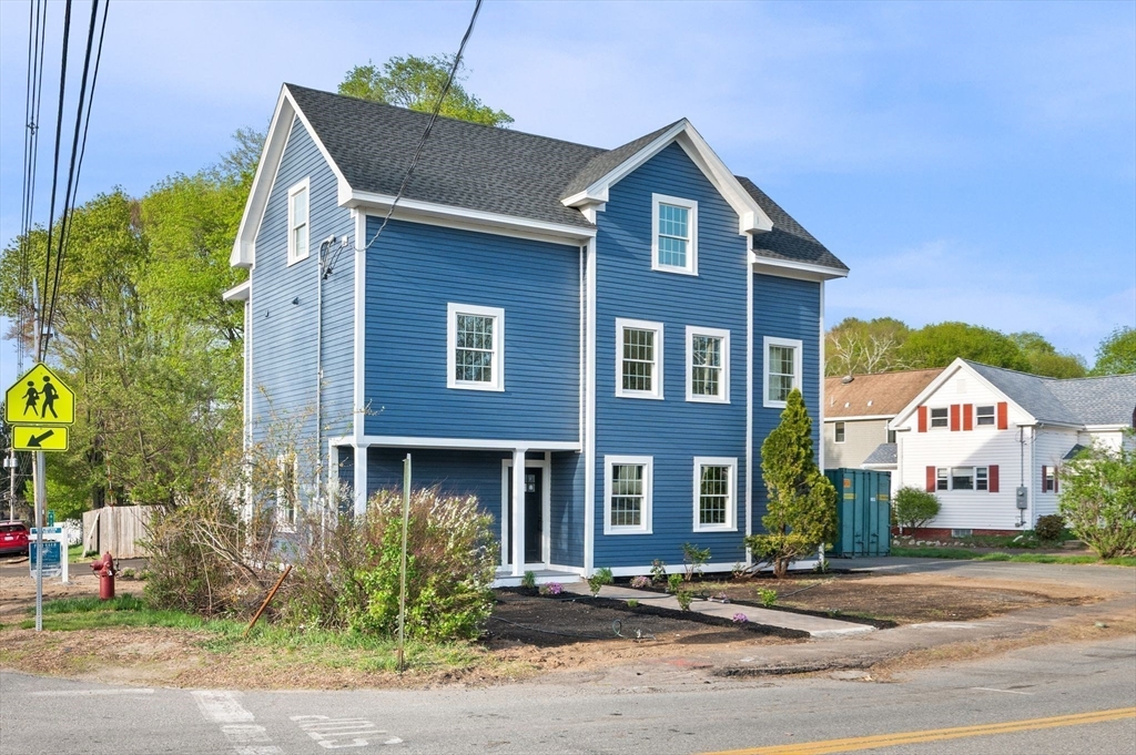 Photo of 2 Railroad Avenue, Rowley, MA