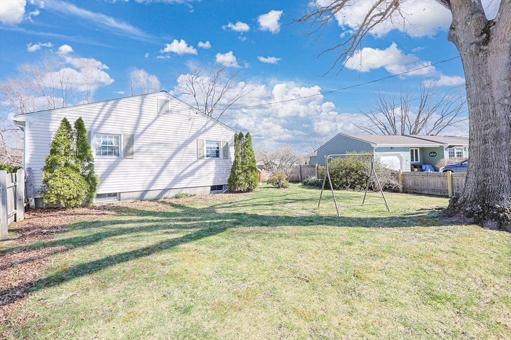 47 Sleepy Hollow Dr