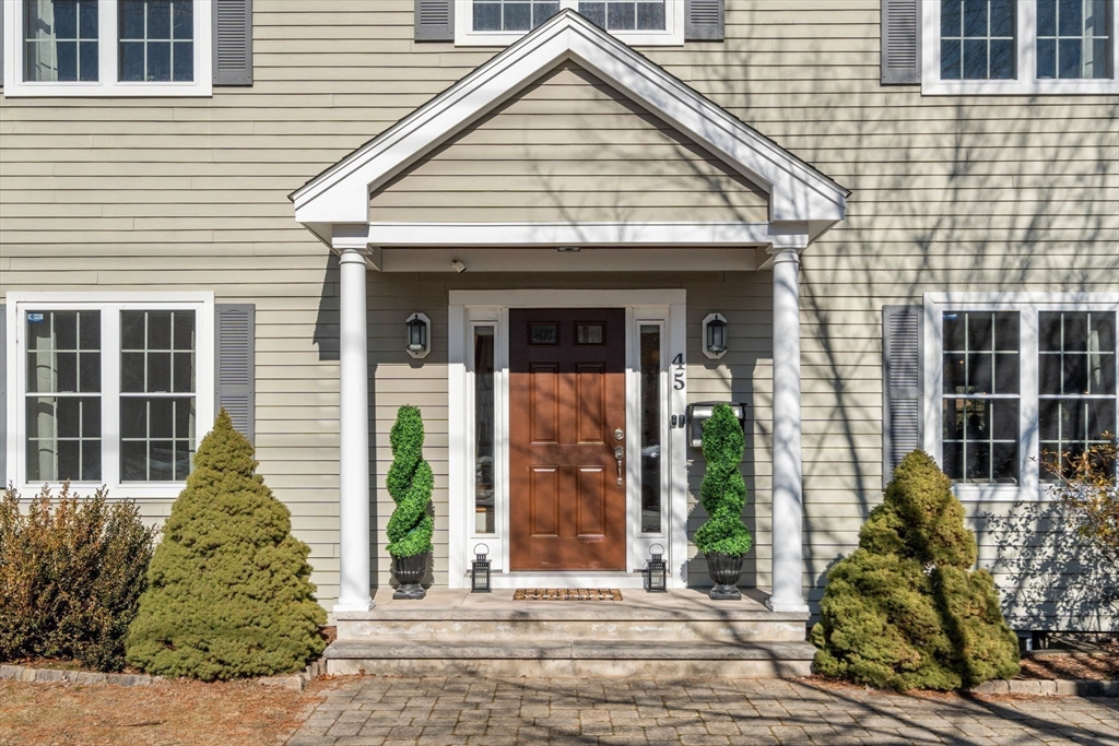 45 Kingsbury St