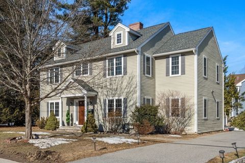 Photo of 45 Kingsbury St, Wellesley, MA 02481 (MLS # 73486000)