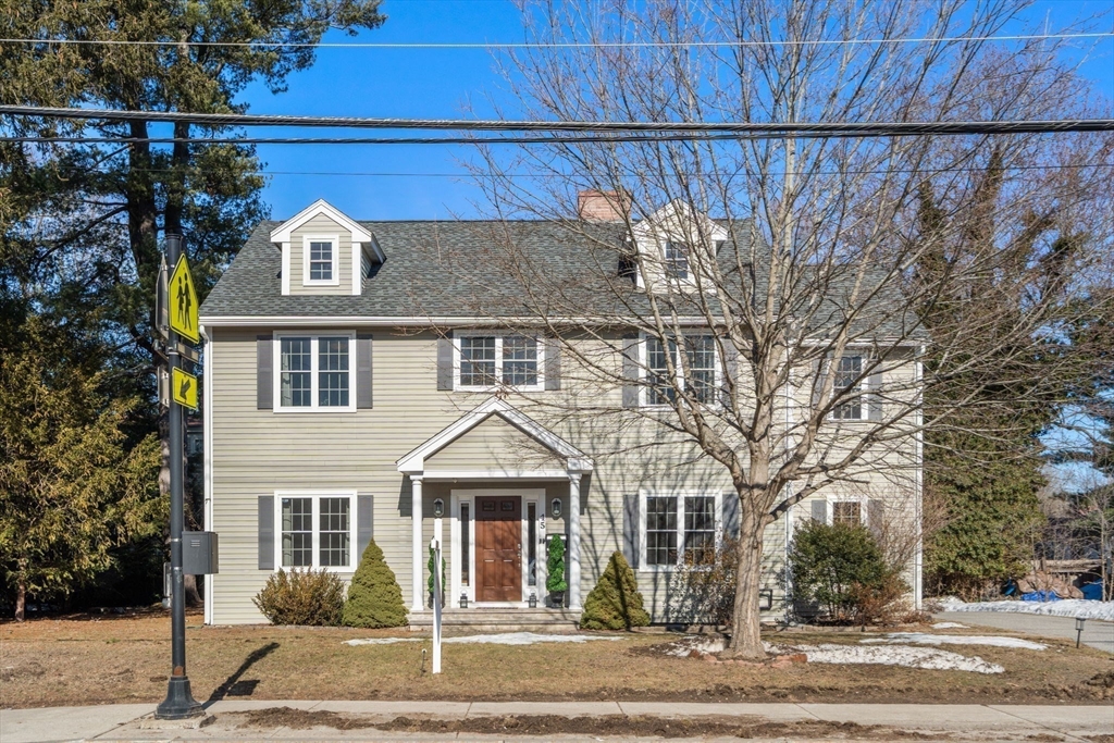 45 Kingsbury St