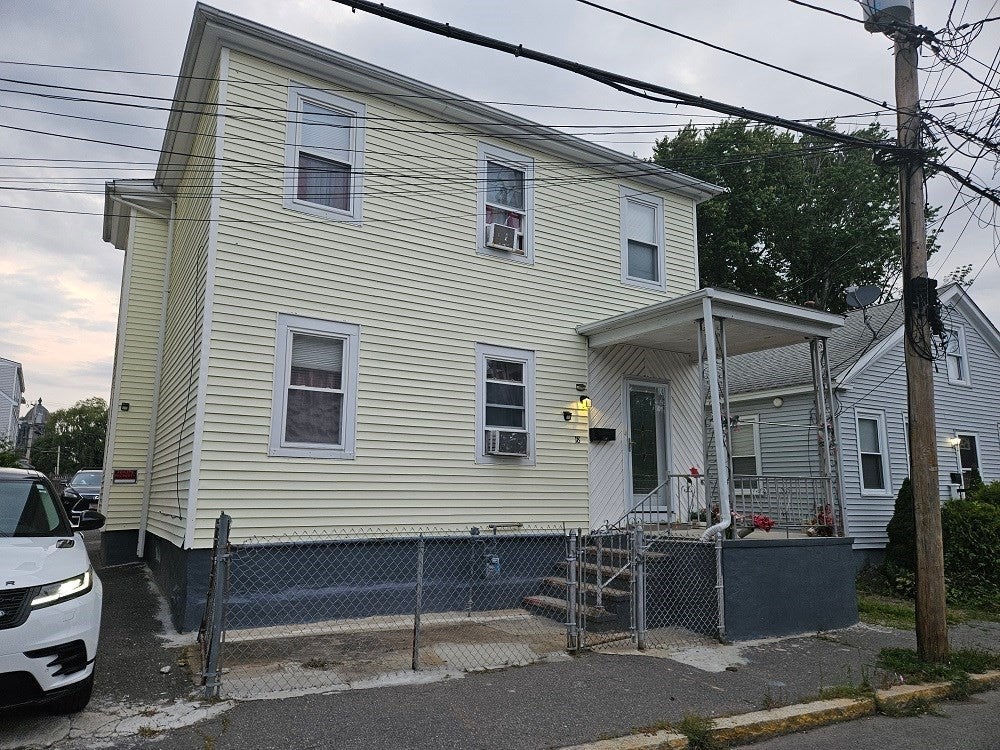 Photo of 18 Union St, Taunton, MA