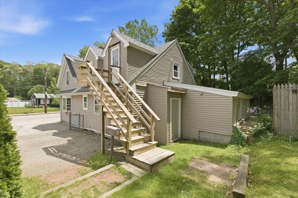 42 Standish Ave