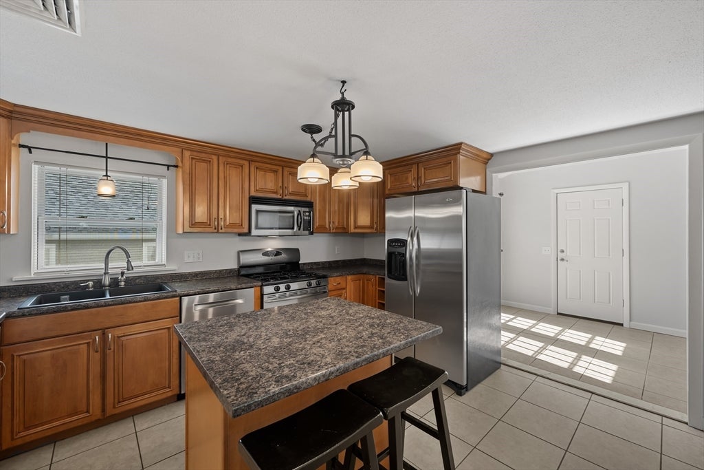 1 Minerva St, Worcester, MA, 1 Minerva St, Worcester, MA Photo #4