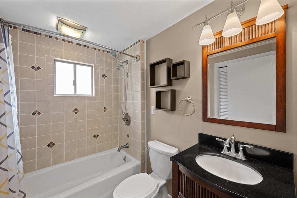 1 Minerva St, Worcester, MA, 1 Minerva St, Worcester, MA Photo #15