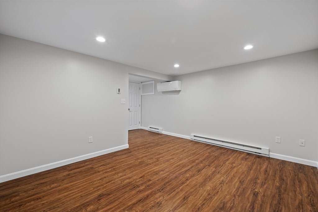 1 Minerva St, Worcester, MA, 1 Minerva St, Worcester, MA Photo #28