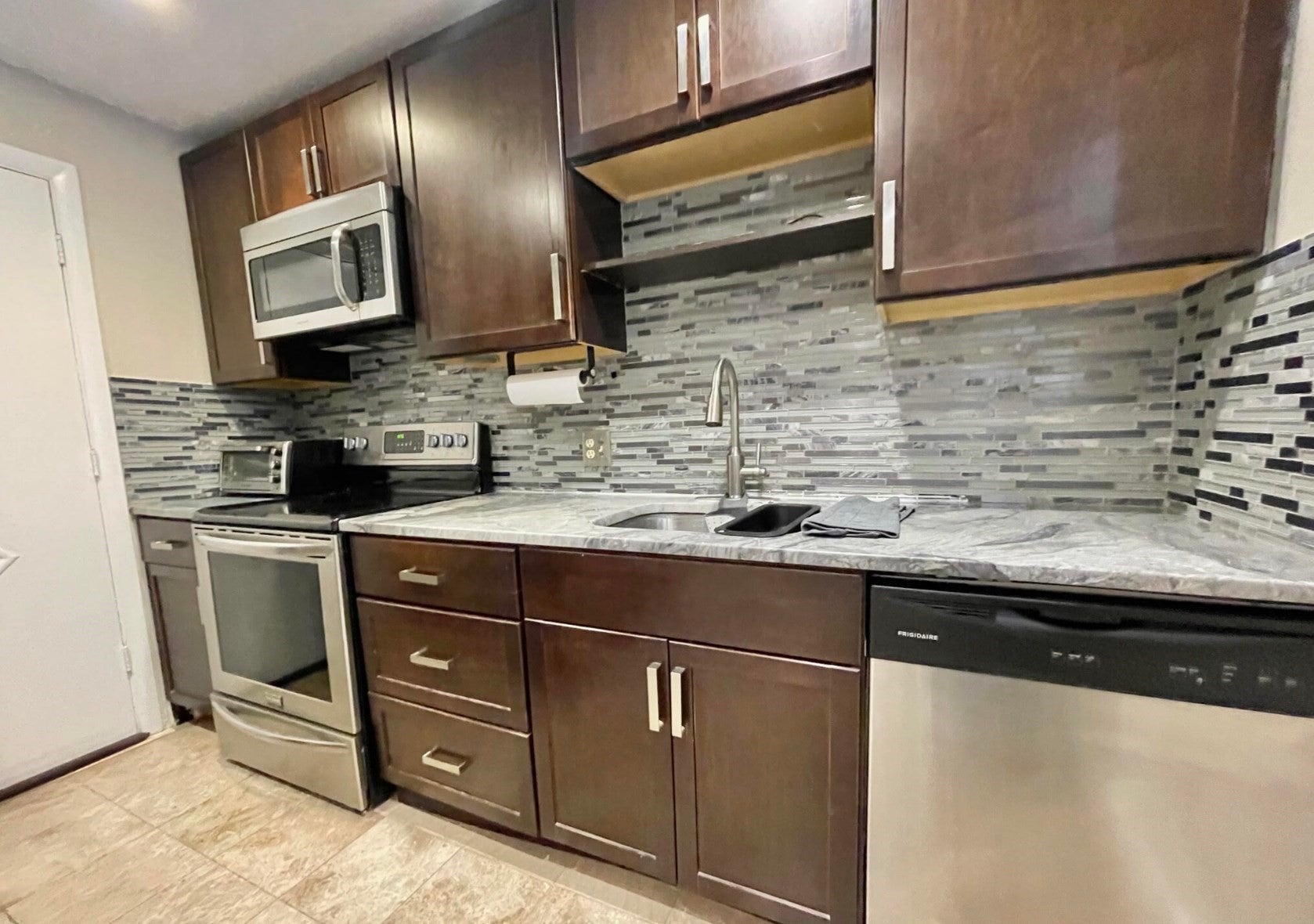 35 Mccoba St 30