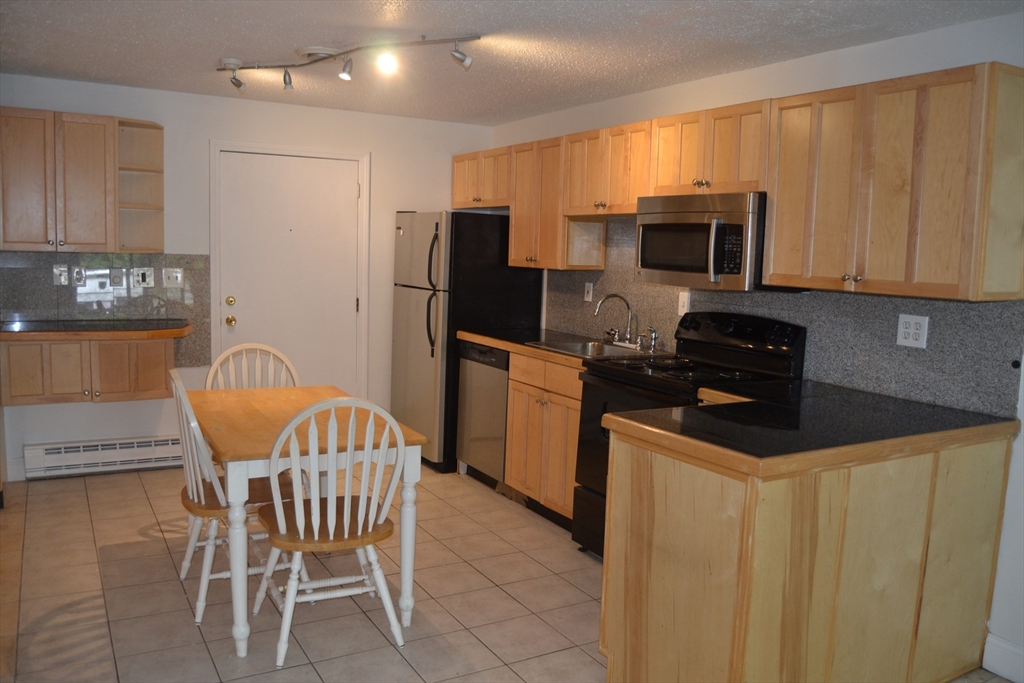 98 Pemberton St 23