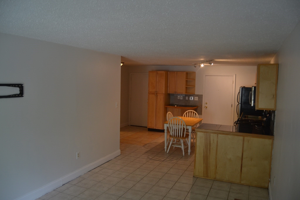 98 Pemberton St 23