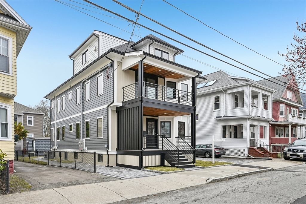99 Capen St 2