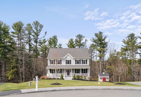 25 Green Meadow Dr Wilmington MA 01887