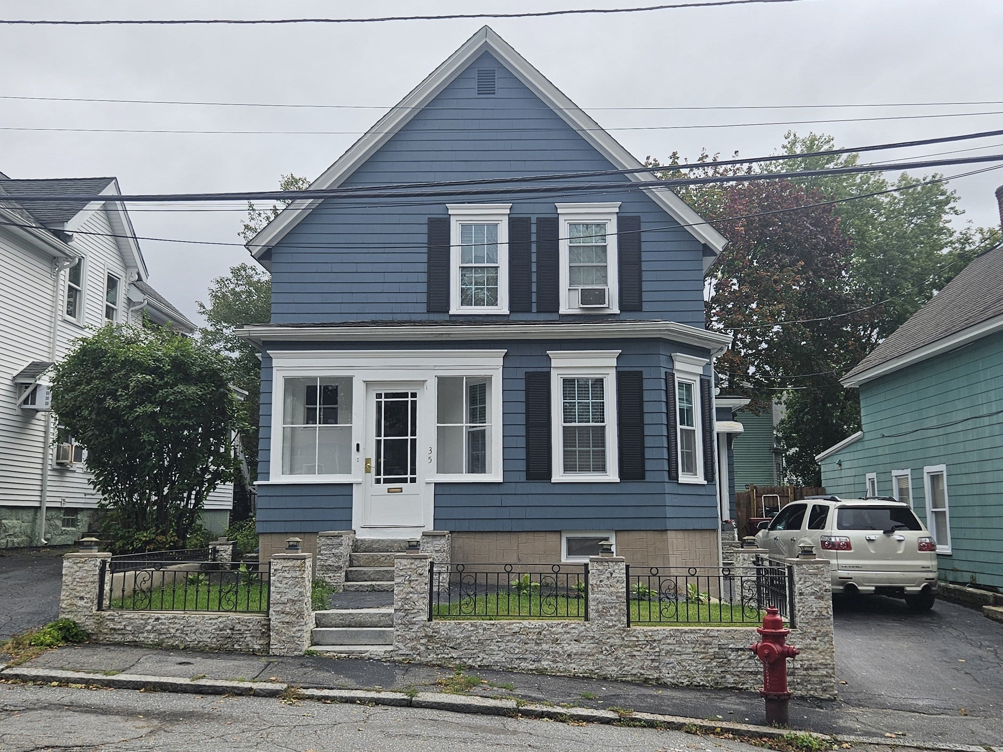 35 Farmland Rd, Lowell, MA, 35 Farmland Rd, Lowell, MA Photo #2