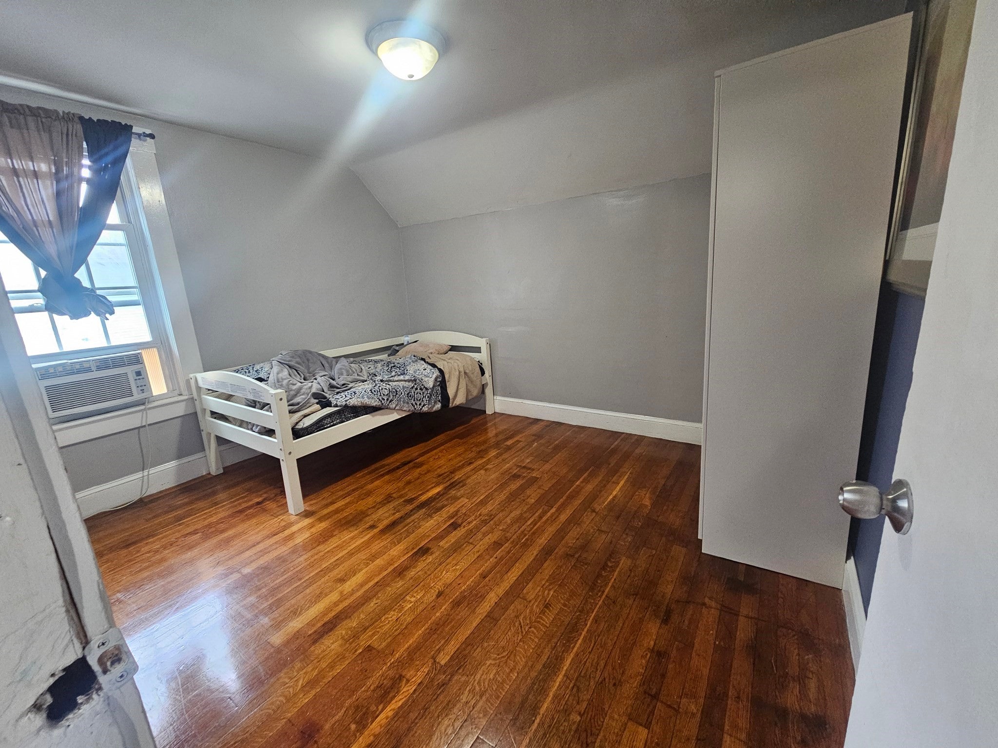 35 Farmland Rd, Lowell, MA, 35 Farmland Rd, Lowell, MA Photo #23