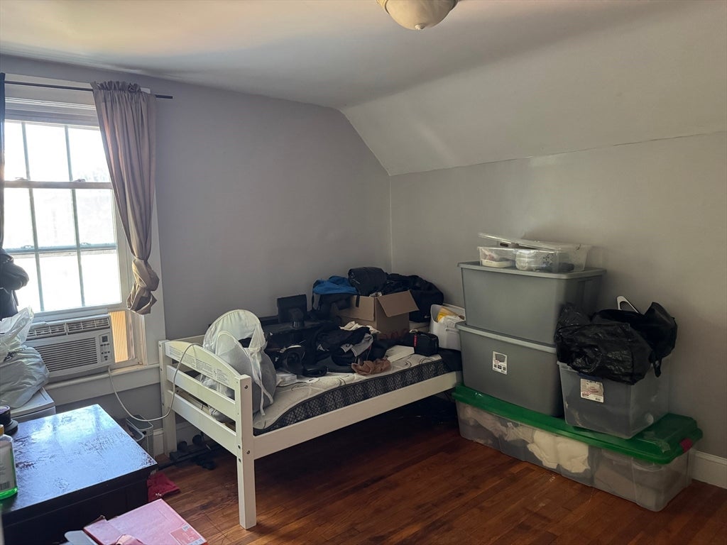 35 Farmland Rd, Lowell, MA Photo #10