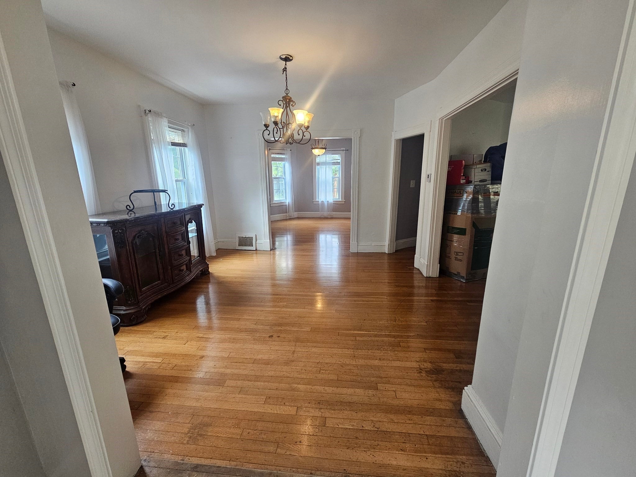 35 Farmland Rd, Lowell, MA, 35 Farmland Rd, Lowell, MA Photo #12