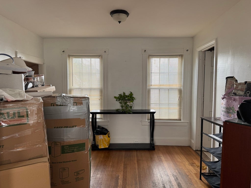 35 Farmland Rd, Lowell, MA Photo #7