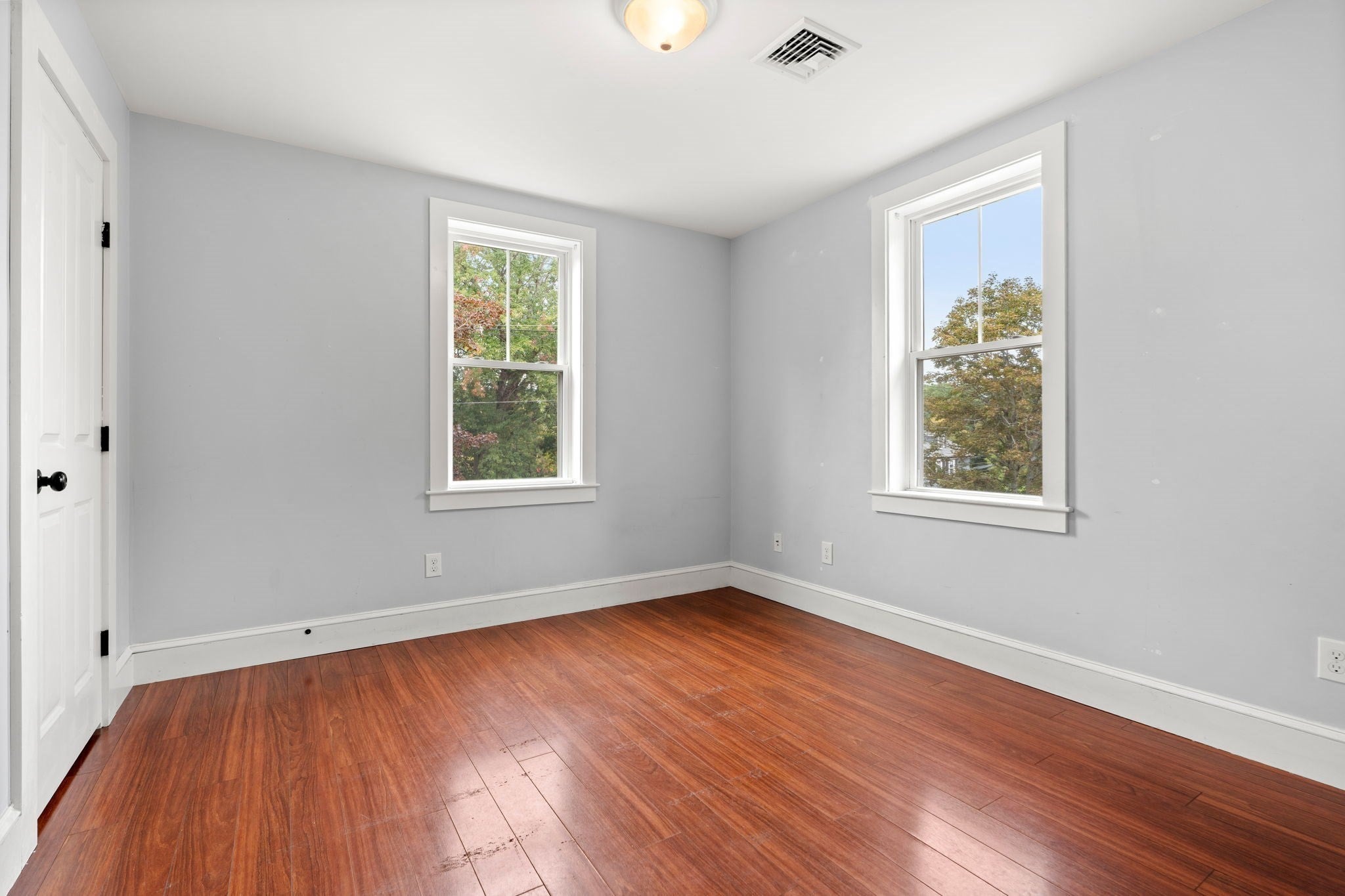 82 Congress Street, Amesbury, MA Photo #32