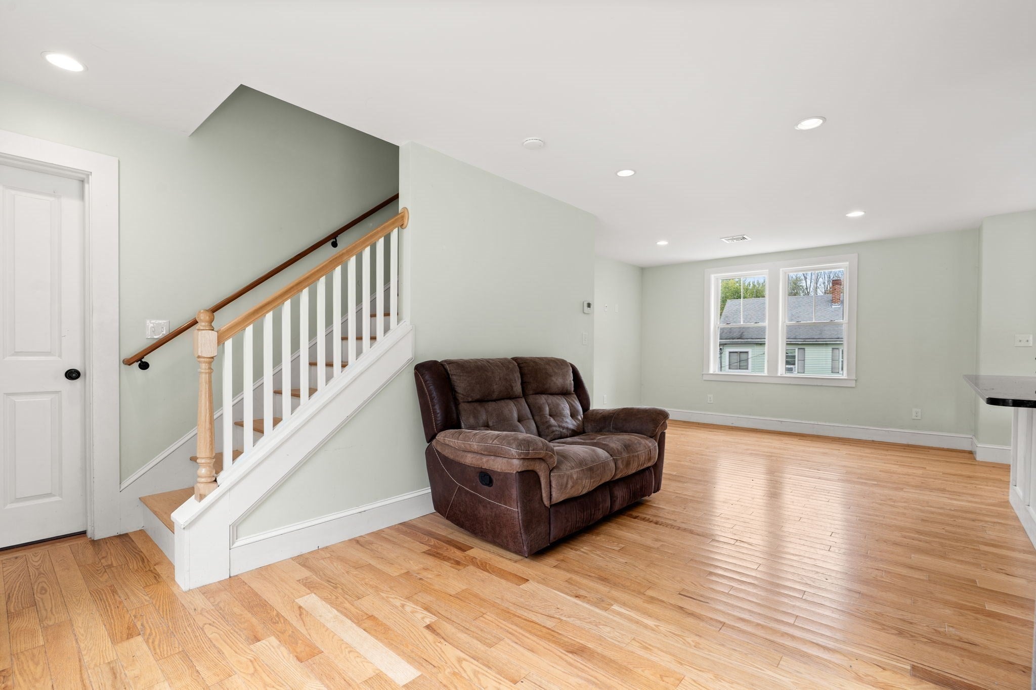 82 Congress Street, Amesbury, MA Photo #25