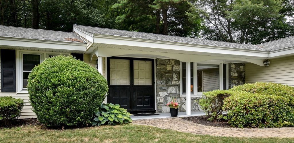 9 Larnis Road