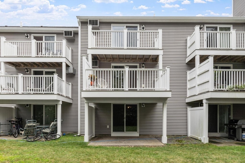 4 Sycamore Dr #4, Leominster, MA Photo #25