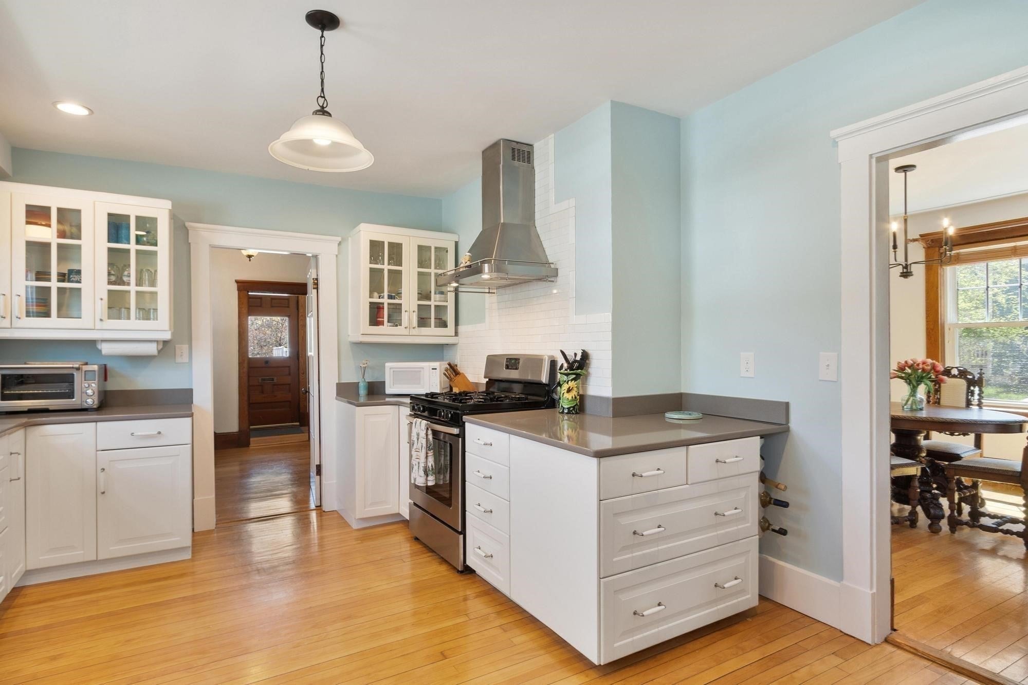 10 Concord St, Maynard, MA Photo #8