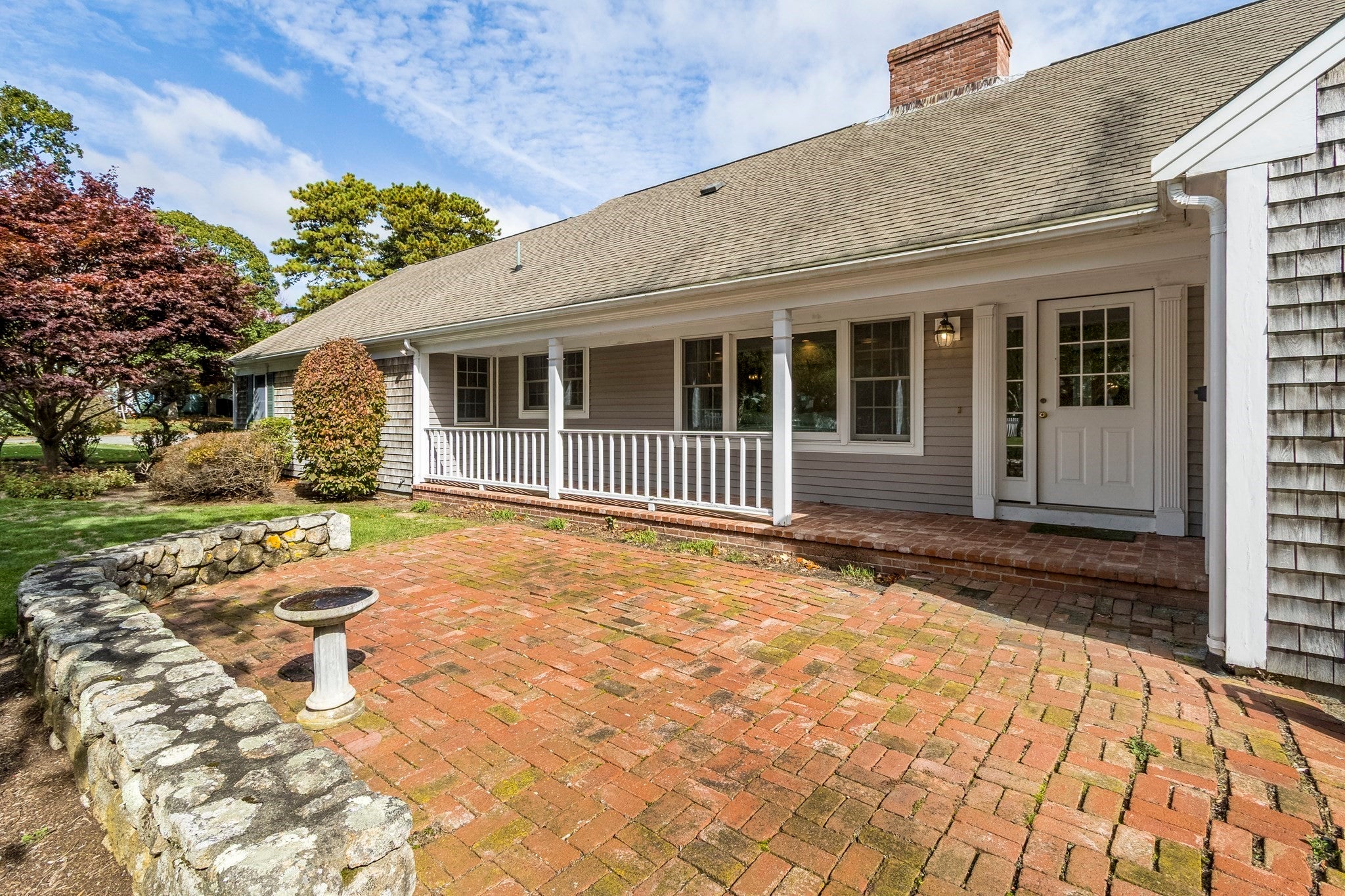 789 Riverview Drive