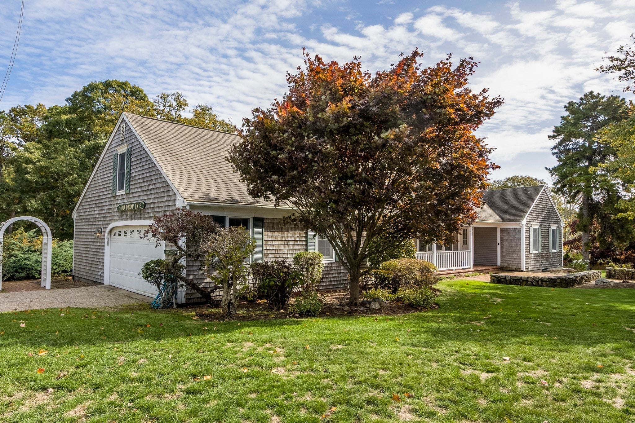 789 Riverview Drive