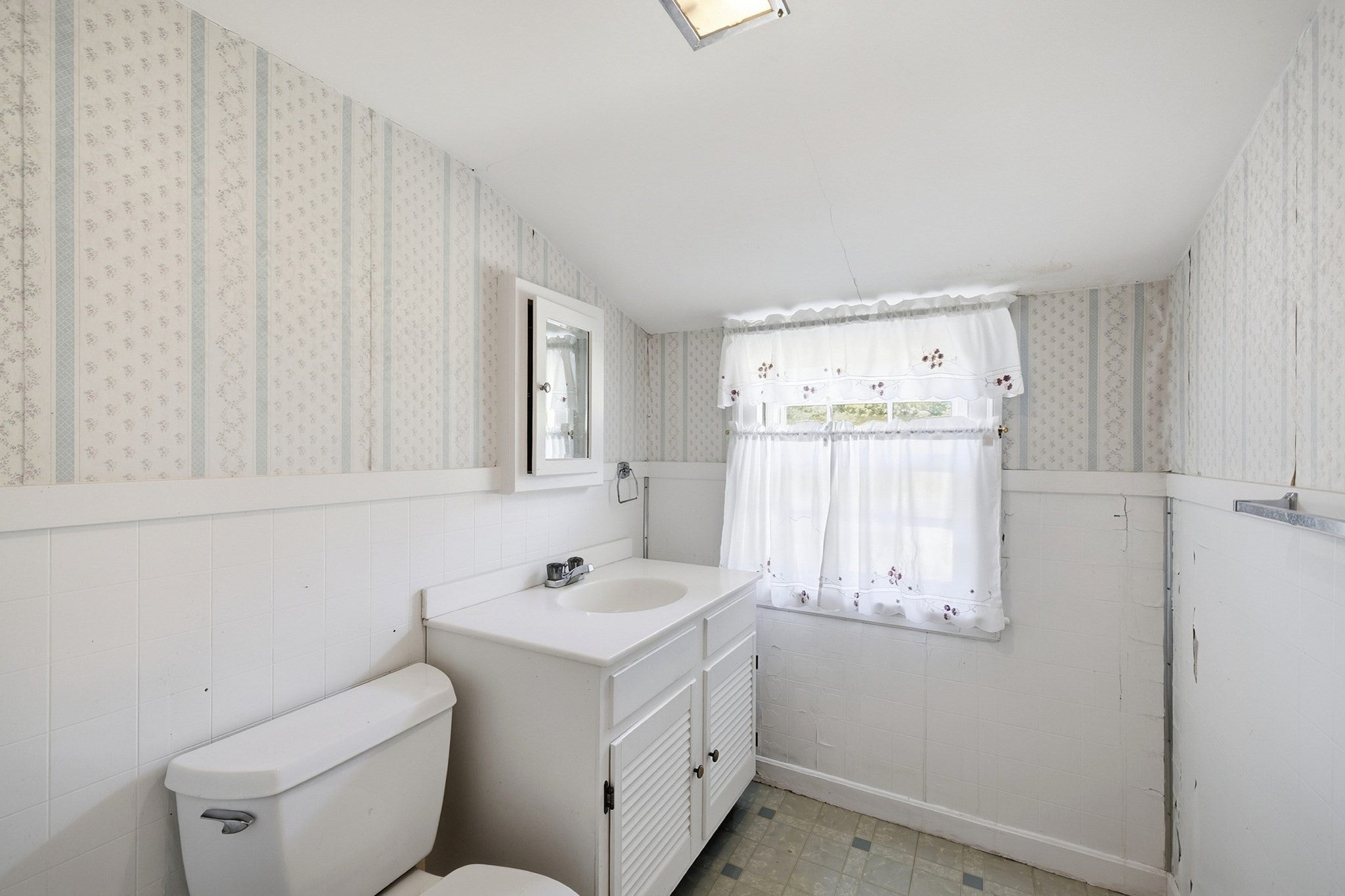 35 Forest Street, Stoneham, MA, 35 Forest Street, Stoneham, MA Photo #21