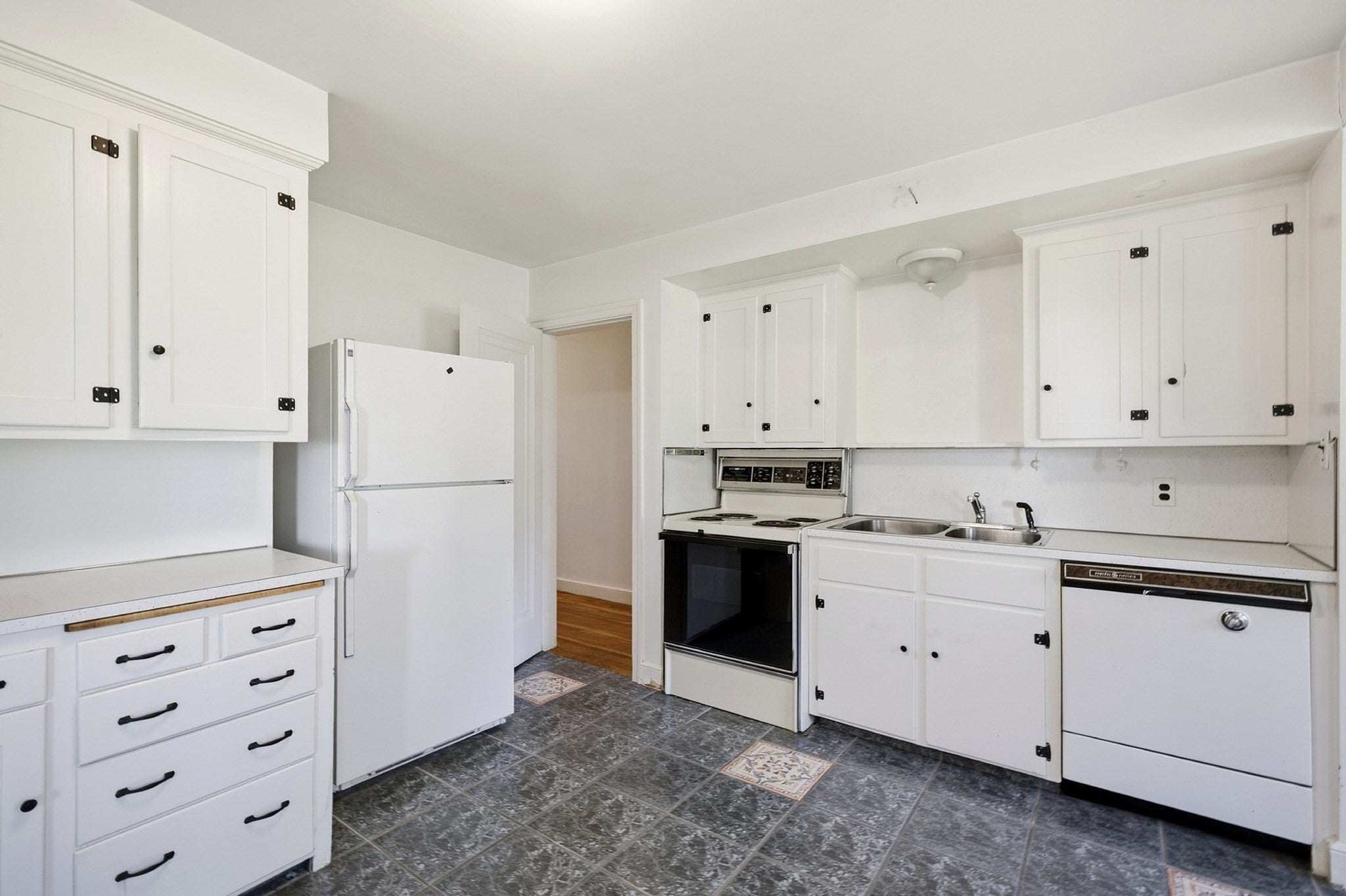 35 Forest Street, Stoneham, MA, 35 Forest Street, Stoneham, MA Photo #15