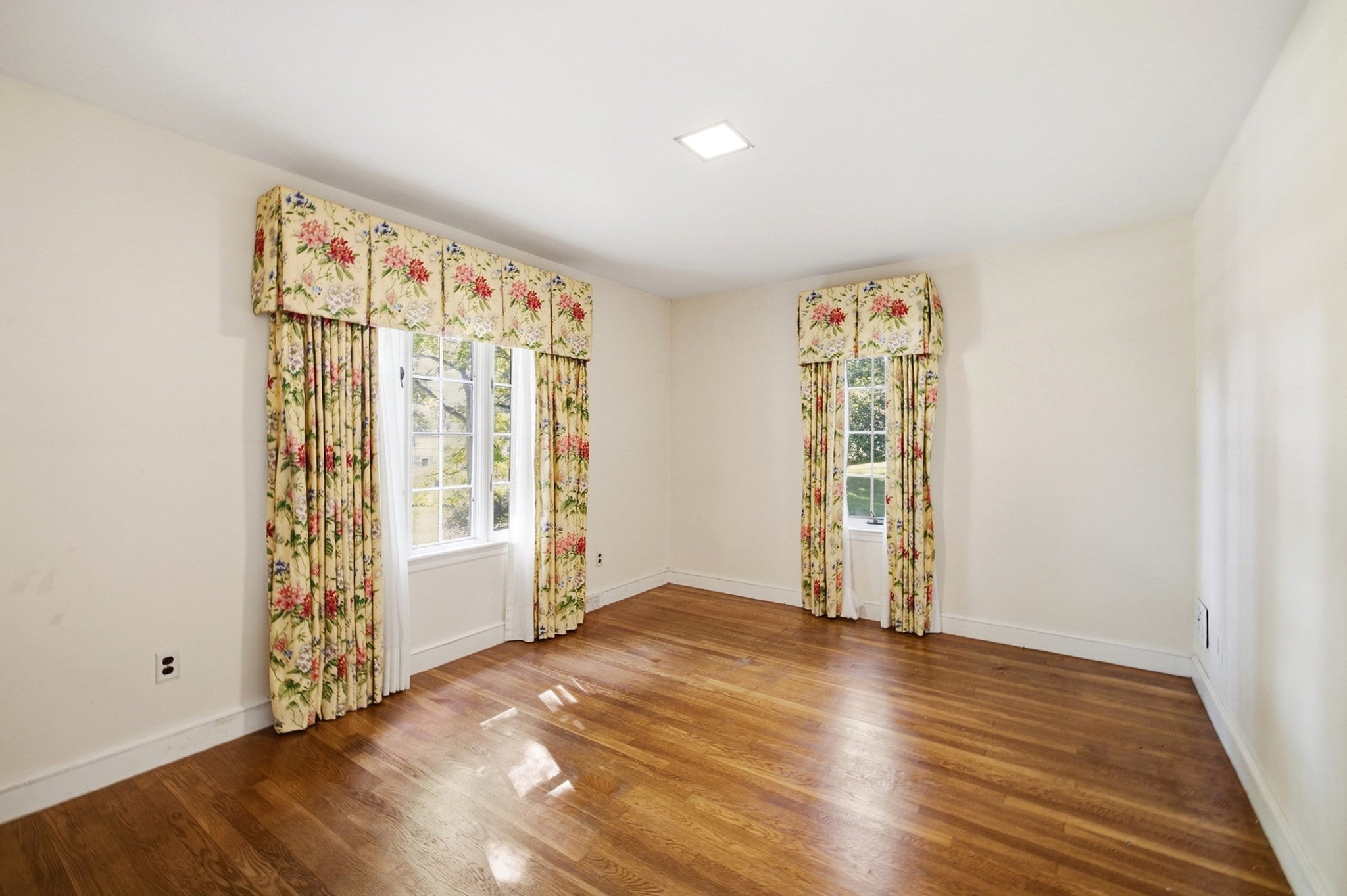 35 Forest Street, Stoneham, MA, 35 Forest Street, Stoneham, MA Photo #19