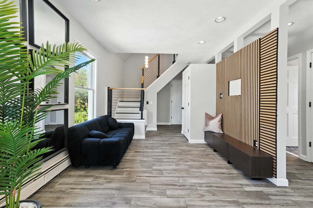 582 Eastern Ave