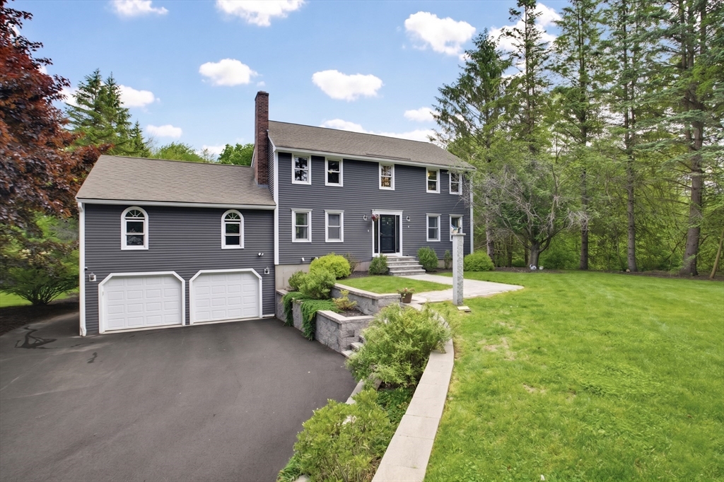 7 Brooks Ave